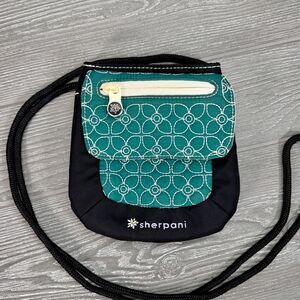 Sherpani Piper LE Crossbody 7" Forest Green Black Nylon Quilted Mini Pouch Purse